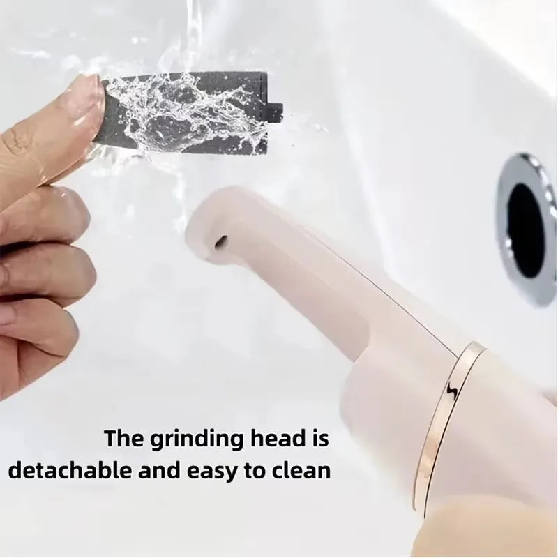 "NOUVELLE râpe électrique USB pour les pieds — Pédicure automatique pour enlever les peaux mortes, rechargeable, avec 2 rouleaux amovibles."