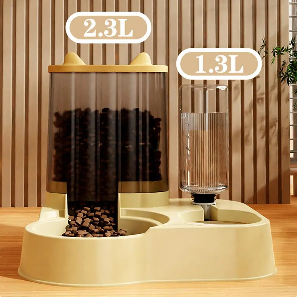 Distributeur automatique de nourriture et d’eau pour chat et chien.